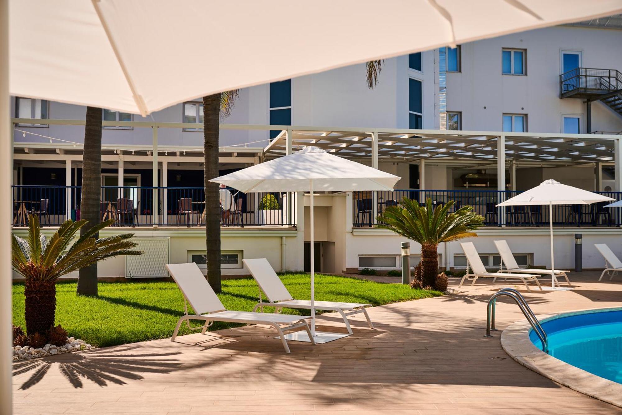 Ticho'S Greenblu Hotel Castellaneta Marina Dış mekan fotoğraf