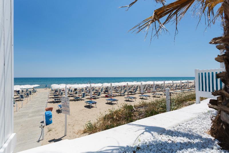 Ticho'S Greenblu Hotel Castellaneta Marina Dış mekan fotoğraf